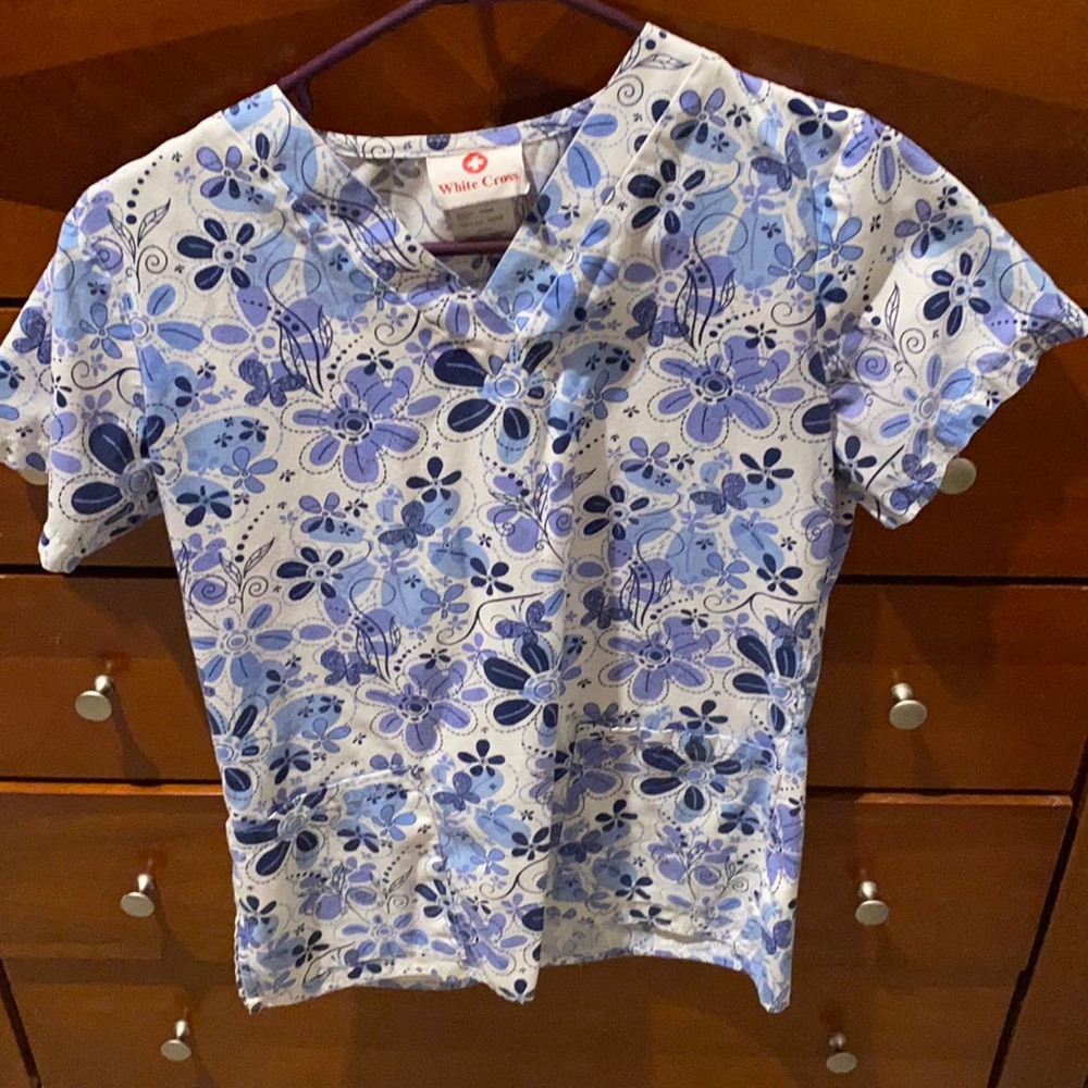 White Cross Scrub Top XS